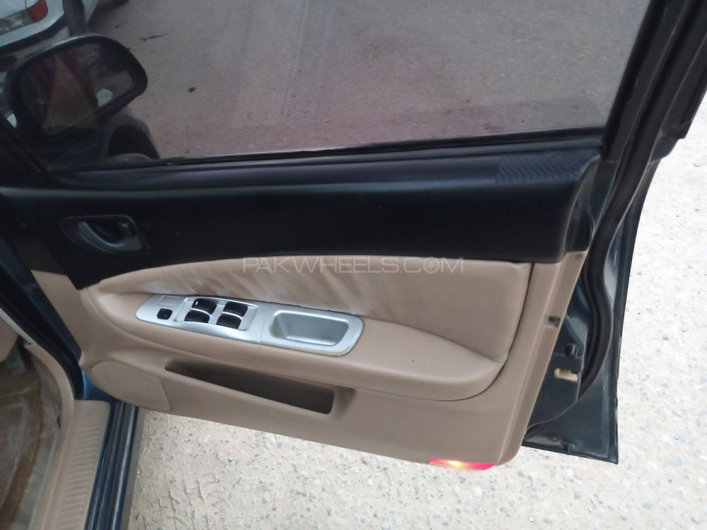 Mitsubishi Galant - 1998 Angry Bird Mitsubishi Galant - 1998 Angry Bird Image-9