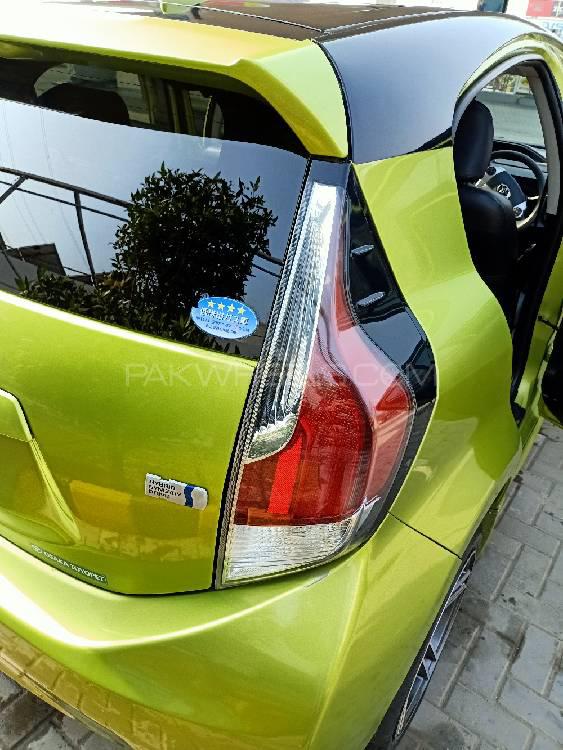 ٹویوٹا اکوا 2015 for Sale in لاہور ٹویوٹا اکوا 2015 for Sale in لاہور Image-2