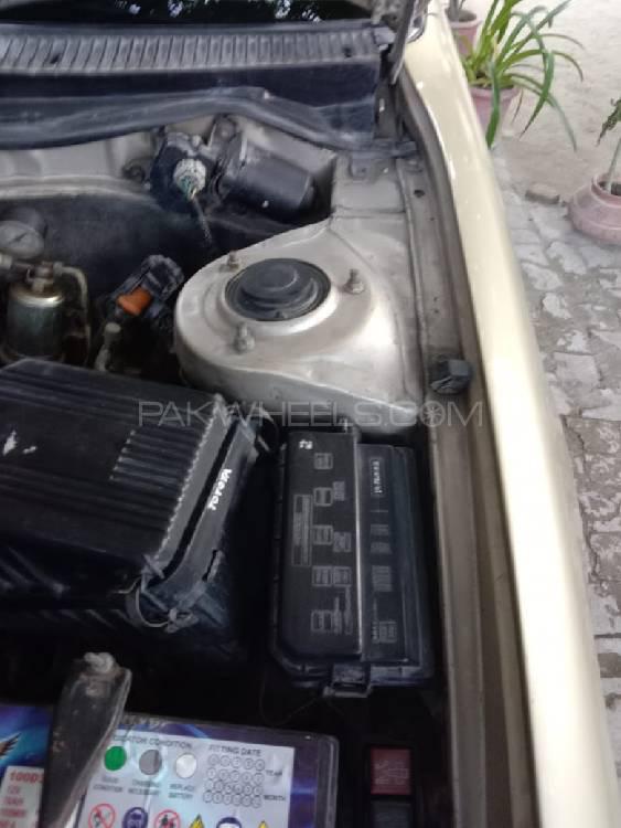 ٹویوٹا کرولا 2001 for Sale in اٹک ٹویوٹا کرولا 2001 for Sale in اٹک Image-9