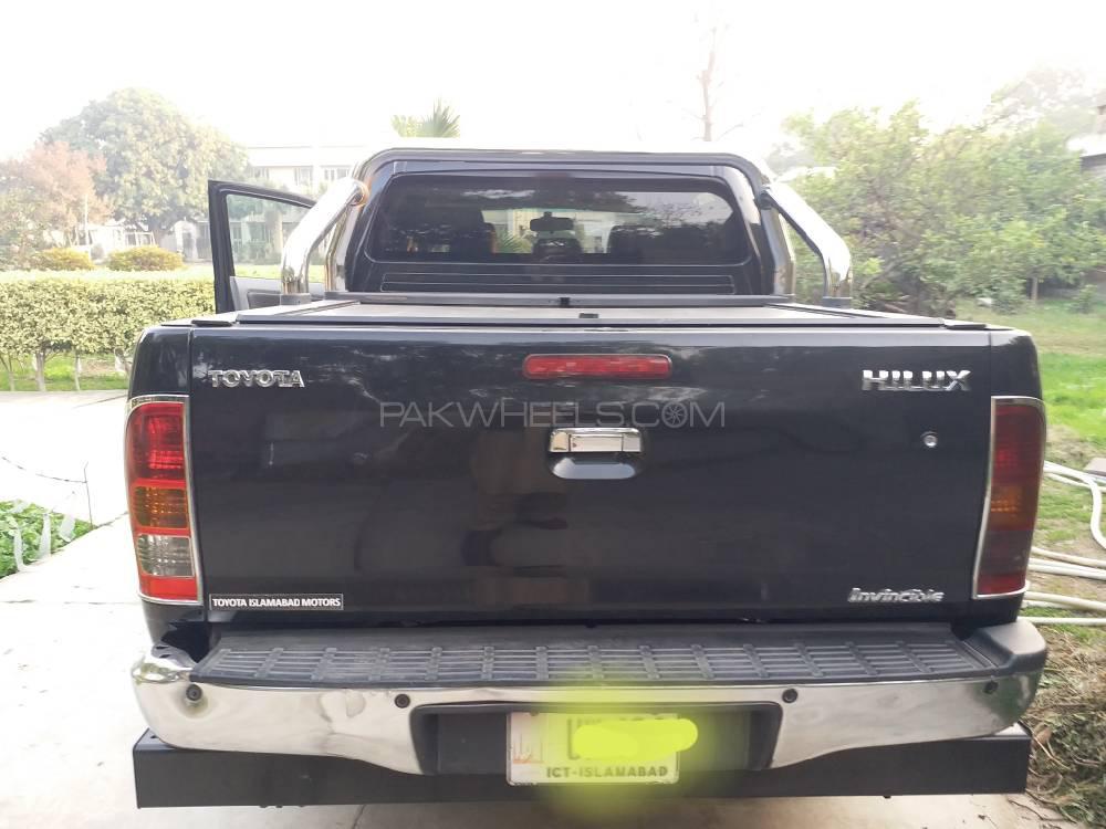 Toyota Hilux 2011 for Sale in Nowshera Toyota Hilux 2011 for Sale in Nowshera Image-4