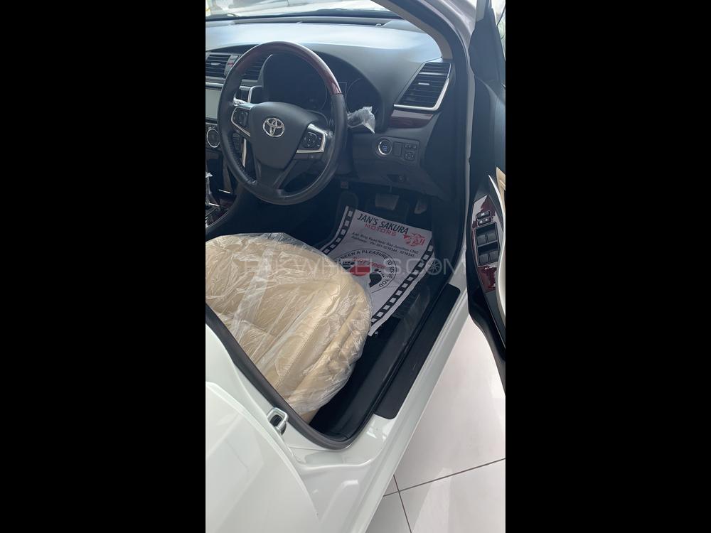 Toyota Premio 2017 for Sale in Peshawar Toyota Premio 2017 for Sale in Peshawar Image-4