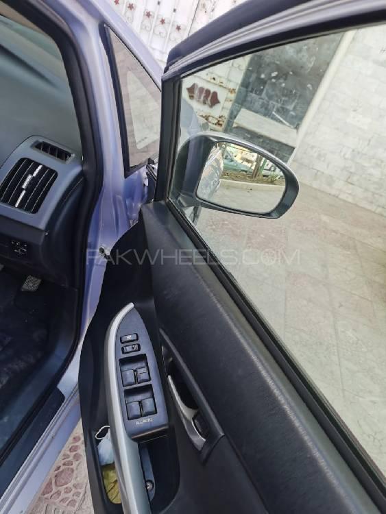Toyota Prius 2013 for Sale in Peshawar Toyota Prius 2013 for Sale in Peshawar Image-6