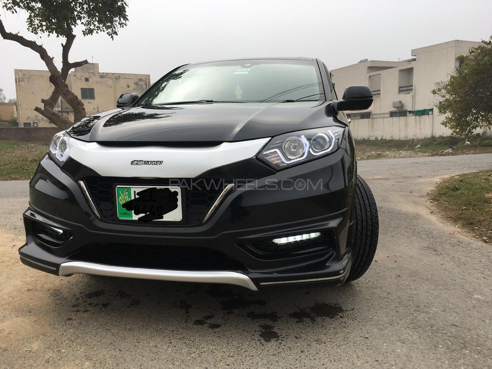 Honda Vezel 2016 for Sale in Lahore Image-1