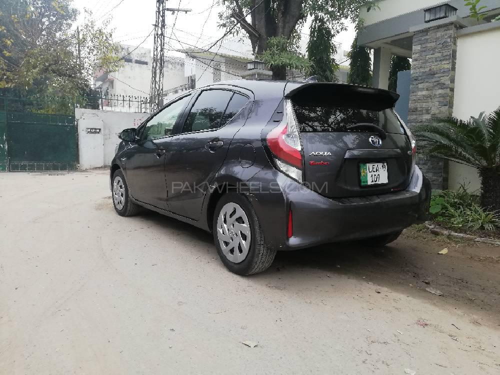 ٹویوٹا اکوا 2017 for Sale in لاہور ٹویوٹا اکوا 2017 for Sale in لاہور Image-5