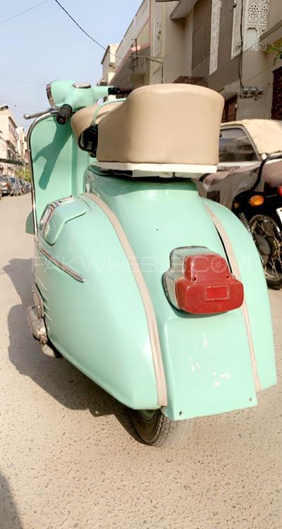 Nissan Wingroad - 1969  Nissan Wingroad - 1969  Image-5