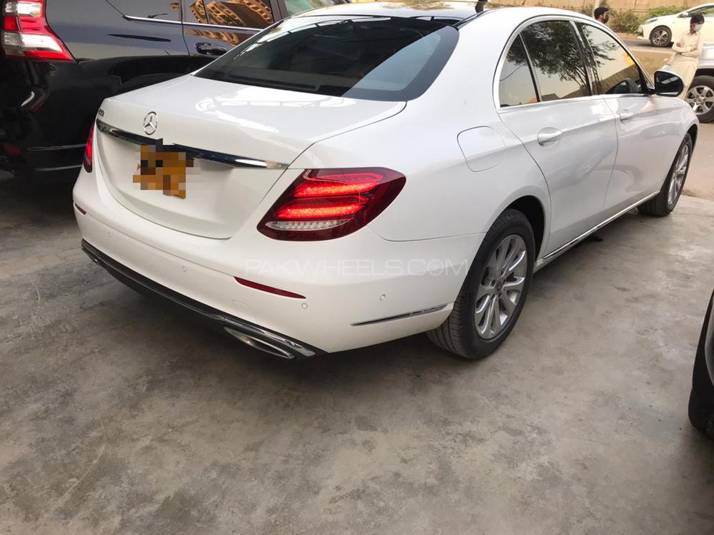 Mercedes Benz E Class 2019 for Sale in Karachi Mercedes Benz E Class 2019 for Sale in Karachi Image-9