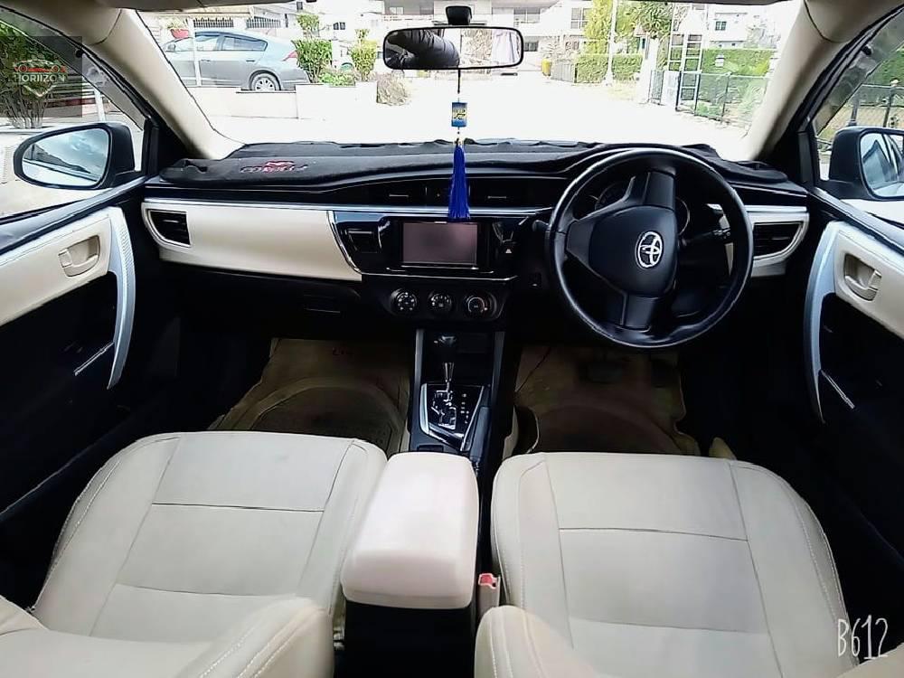 Toyota Corolla 2016 for Sale in Sialkot Toyota Corolla 2016 for Sale in Sialkot Image-6