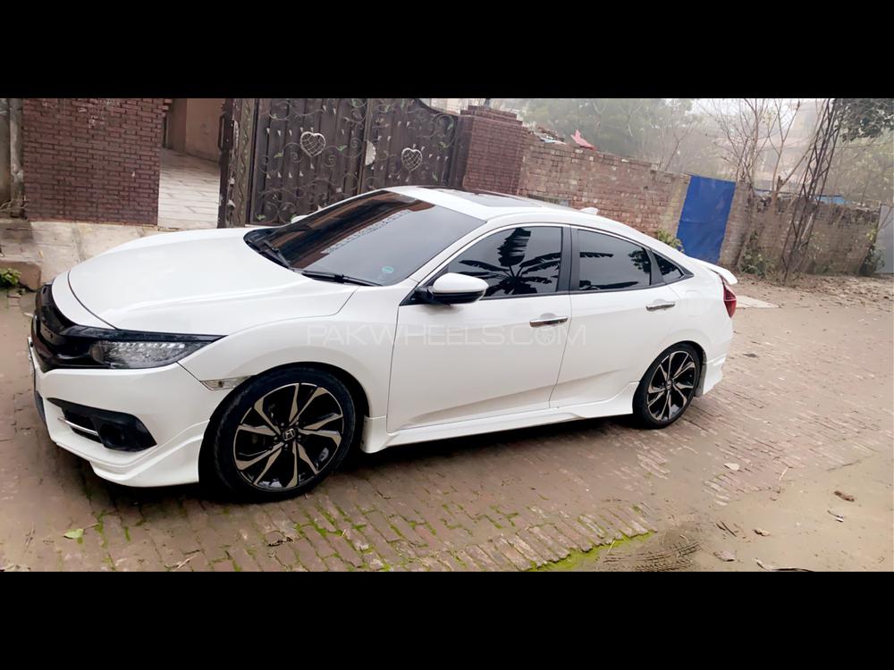 Honda Civic 2020 for Sale in Lahore Honda Civic 2020 for Sale in Lahore Image-9