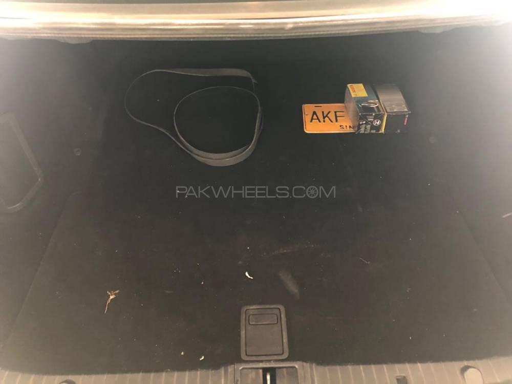 Mercedes Benz E Class 2006 for Sale in Karachi Mercedes Benz E Class 2006 for Sale in Karachi Image-7