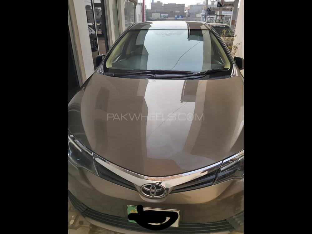 Toyota Corolla 2017 for Sale in Lahore Image-1