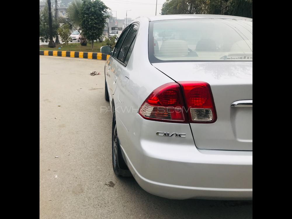 Honda Civic 2005 for Sale in Lahore Honda Civic 2005 for Sale in Lahore Image-10