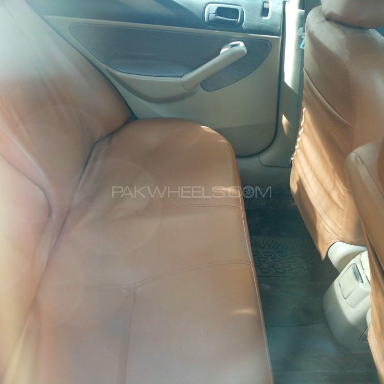 ہونڈا سوک 2004 for Sale in کراچی ہونڈا سوک 2004 for Sale in کراچی Image-3