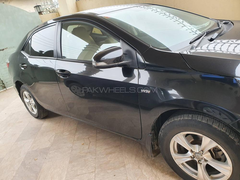 Toyota Corolla 2017 for Sale in Gujrat Image-1