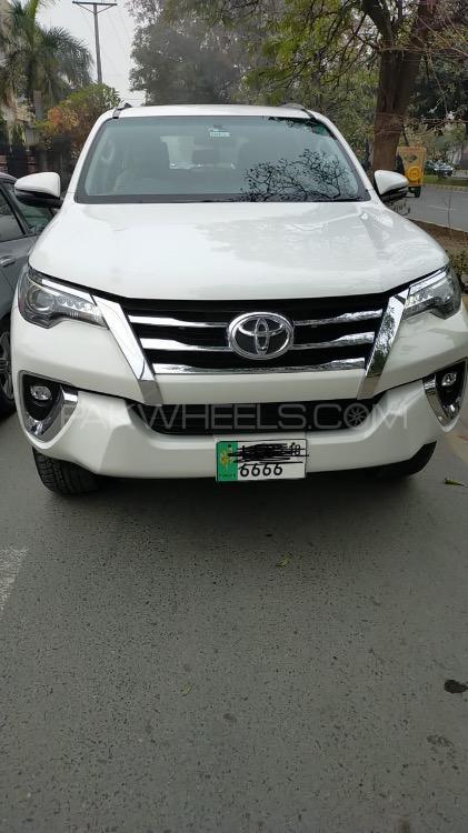 Toyota Fortuner 2018 for Sale in Lahore Image-1