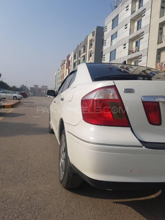 ٹویوٹا پریمیو 2002 for Sale in اسلام آباد ٹویوٹا پریمیو 2002 for Sale in اسلام آباد Image-8