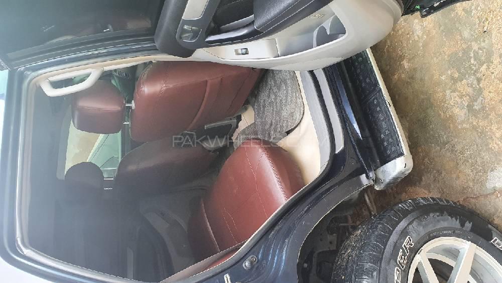 Toyota Surf 2004 for Sale in Karachi Toyota Surf 2004 for Sale in Karachi Image-9