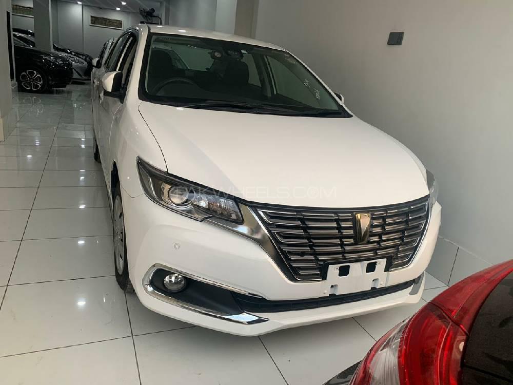 Toyota Premio 2017 for Sale in Peshawar Image-1