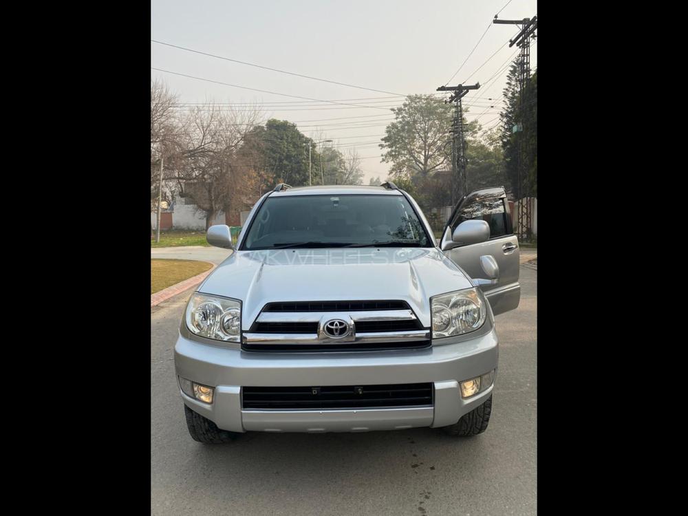 Toyota Surf 2004 for Sale in Peshawar Image-1