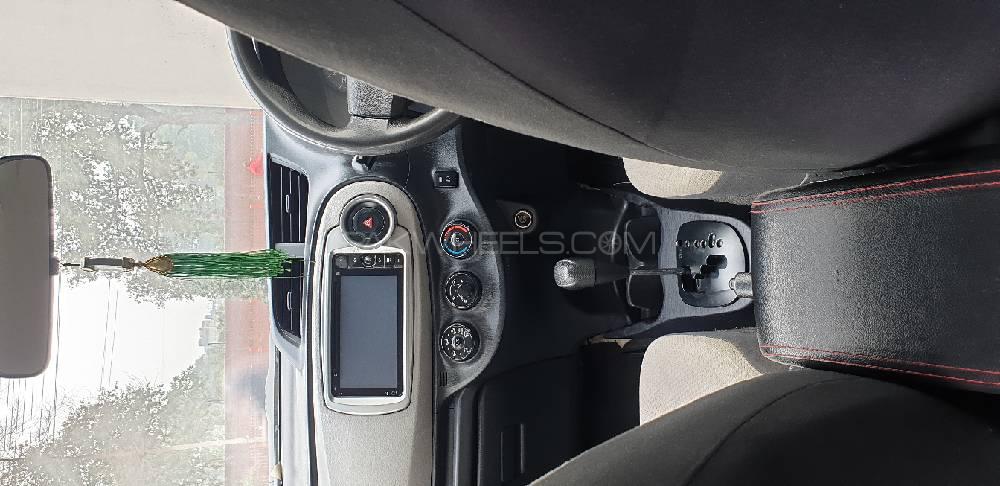 Toyota Vitz 2012 for Sale in Lahore Toyota Vitz 2012 for Sale in Lahore Image-9