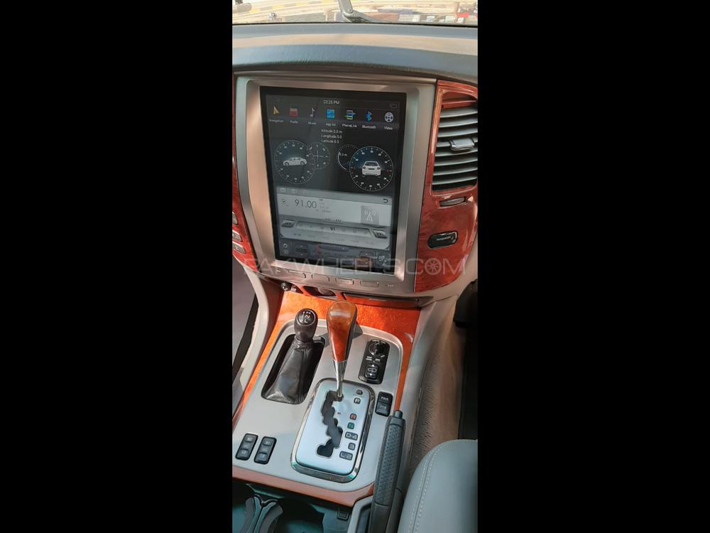 Lexus LX Series 2005 for Sale in Karachi Lexus LX Series 2005 for Sale in Karachi Image-7