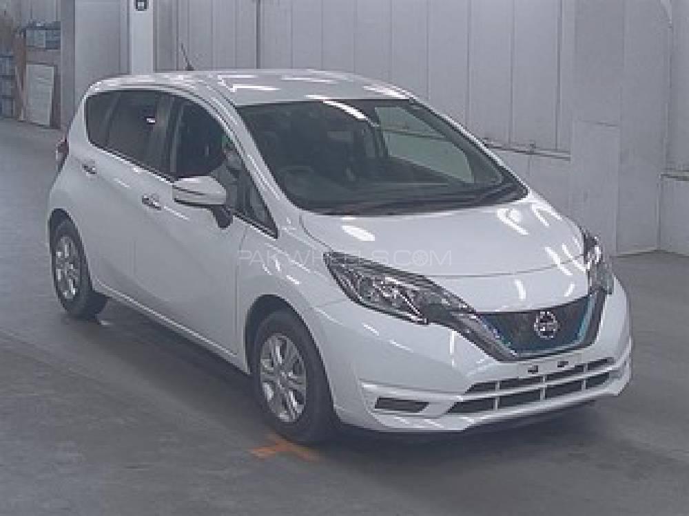 Nissan Note 2017 for Sale in Lahore Image-1