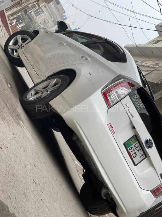 Toyota Prius 2012 for Sale in Faisalabad Toyota Prius 2012 for Sale in Faisalabad Image-2