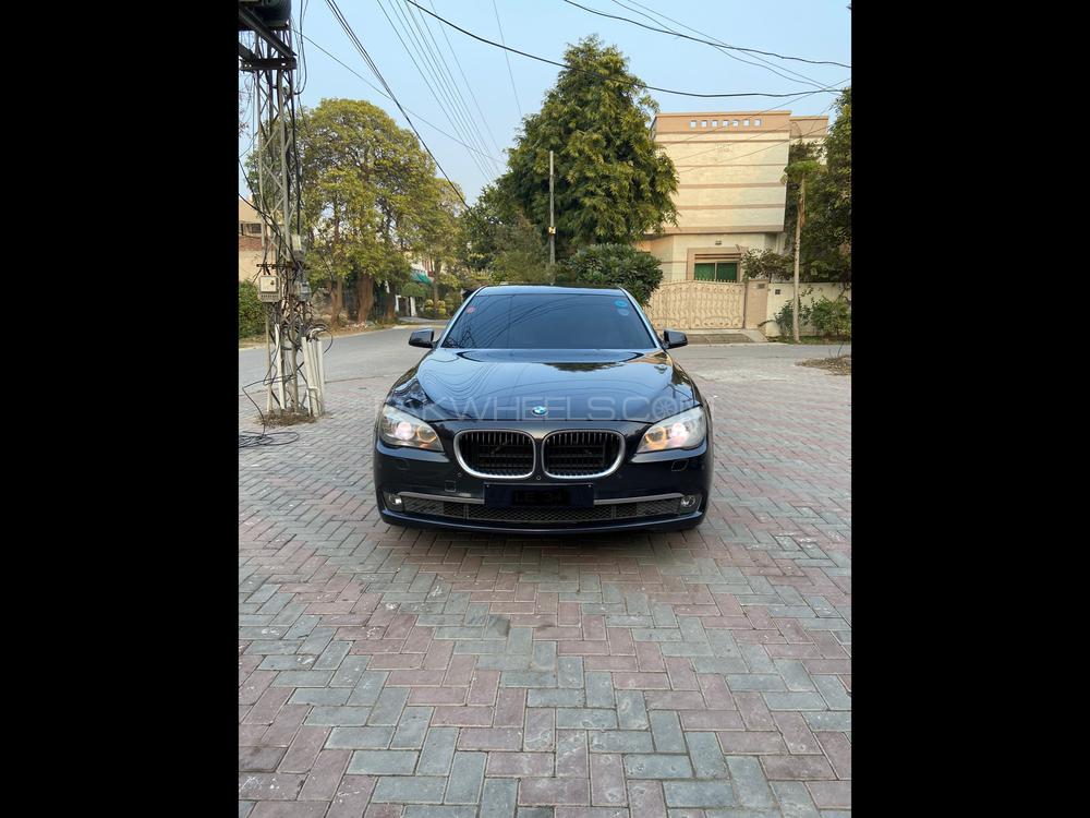 BMW 7 Series 2009 for Sale in Lahore Image-1