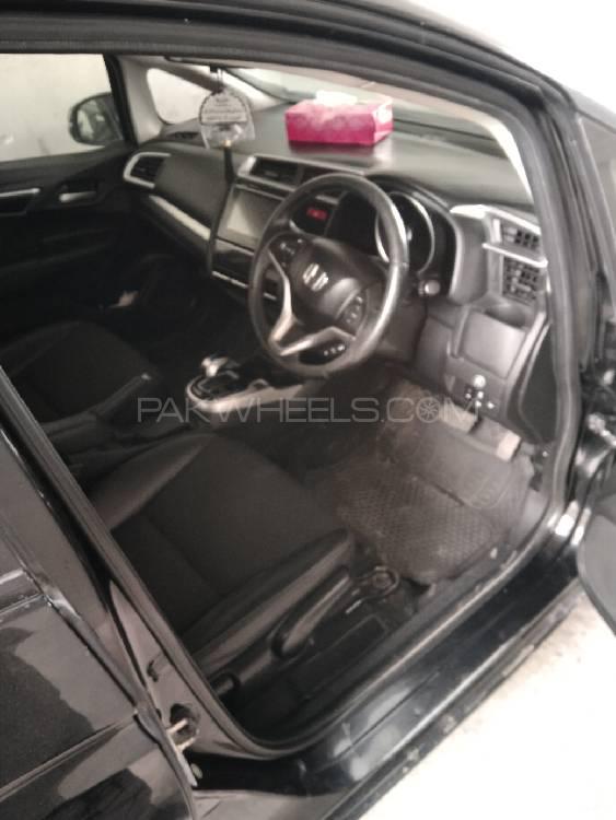 Honda Fit 2014 for Sale in Gujranwala Honda Fit 2014 for Sale in Gujranwala Image-4