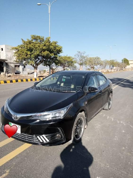 Toyota Corolla 2017 for Sale in Islamabad Image-1