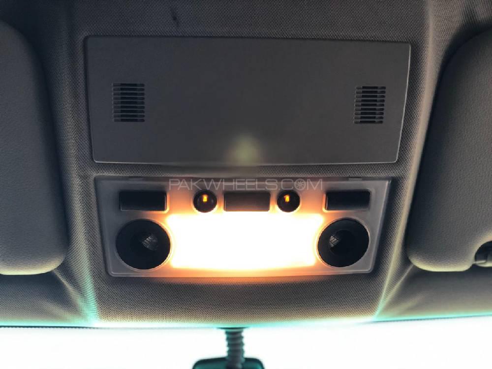 BMW 5 Series 2004 for Sale in Islamabad BMW 5 Series 2004 for Sale in Islamabad Image-9