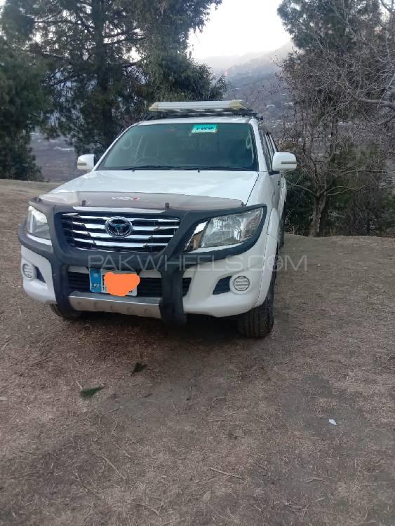 Toyota Hilux 2009 for Sale in Abbottabad Image-1