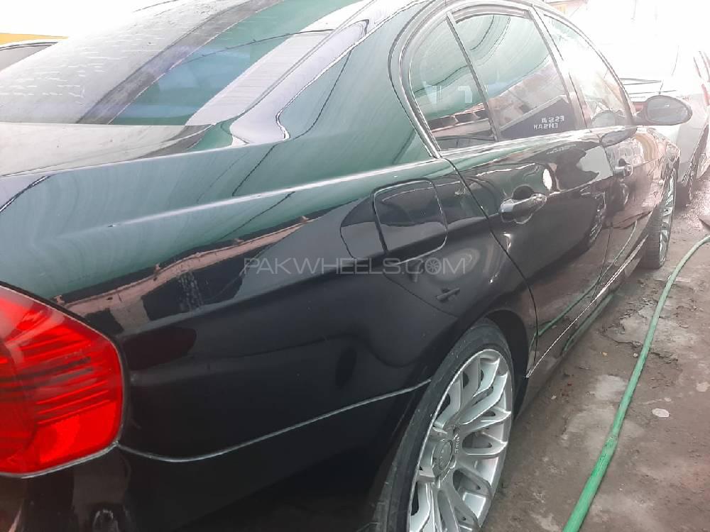 BMW 3 Series 2005 for Sale in Lahore BMW 3 Series 2005 for Sale in Lahore Image-4