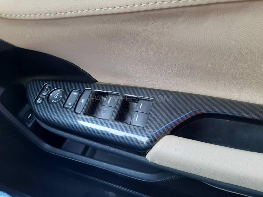 Honda Civic 2018 for Sale in Karachi Honda Civic 2018 for Sale in Karachi Image-9