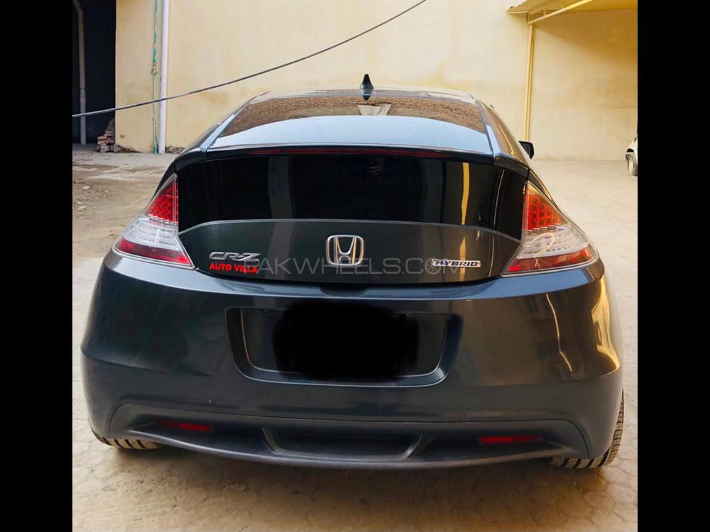 Honda CR-Z 2011 for Sale in Peshawar Honda CR-Z 2011 for Sale in Peshawar Image-2