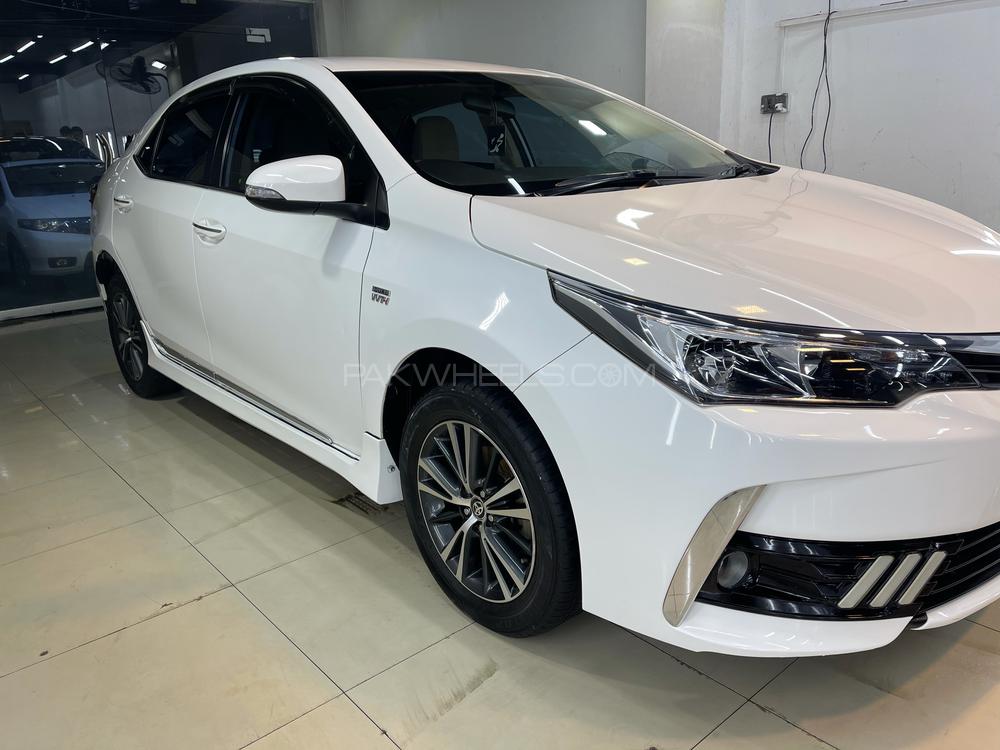 Toyota Corolla 2018 for Sale in Lahore Toyota Corolla 2018 for Sale in Lahore Image-4