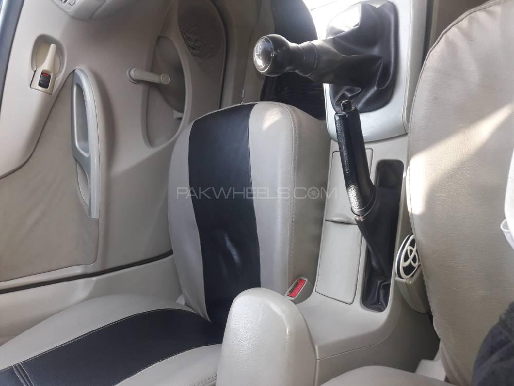 Toyota Corolla 2013 for Sale in Islamabad Image-1