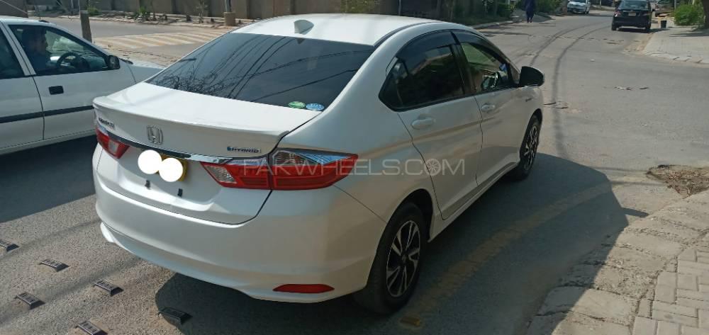 Honda Grace Hybrid 2015 for Sale in Karachi Honda Grace Hybrid 2015 for Sale in Karachi Image-14