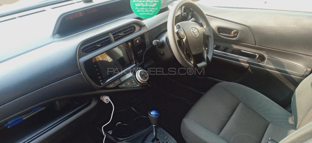 Toyota Aqua 2017 for Sale in Multan Toyota Aqua 2017 for Sale in Multan Image-9