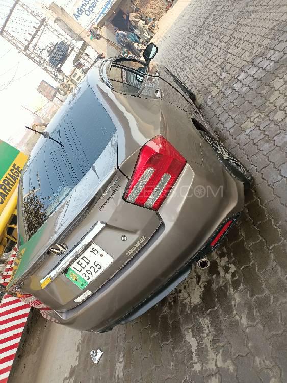 ہونڈا سٹی 2015 for Sale in لاہور ہونڈا سٹی 2015 for Sale in لاہور Image-10