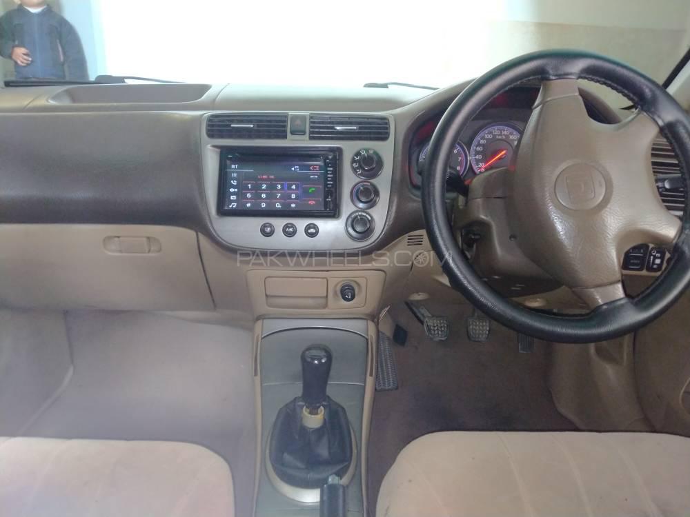 Honda Civic 2004 for Sale in Sahiwal Honda Civic 2004 for Sale in Sahiwal Image-12