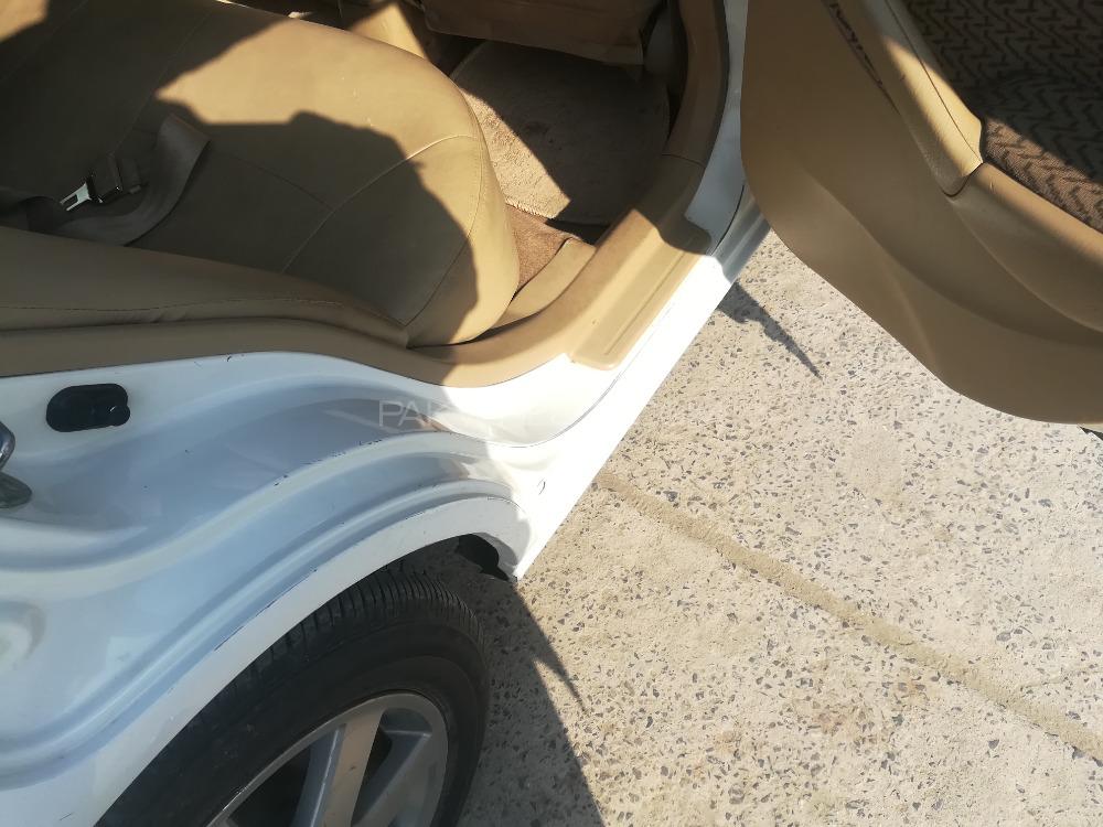 Honda Civic 2004 for Sale in Rawalpindi Honda Civic 2004 for Sale in Rawalpindi Image-22