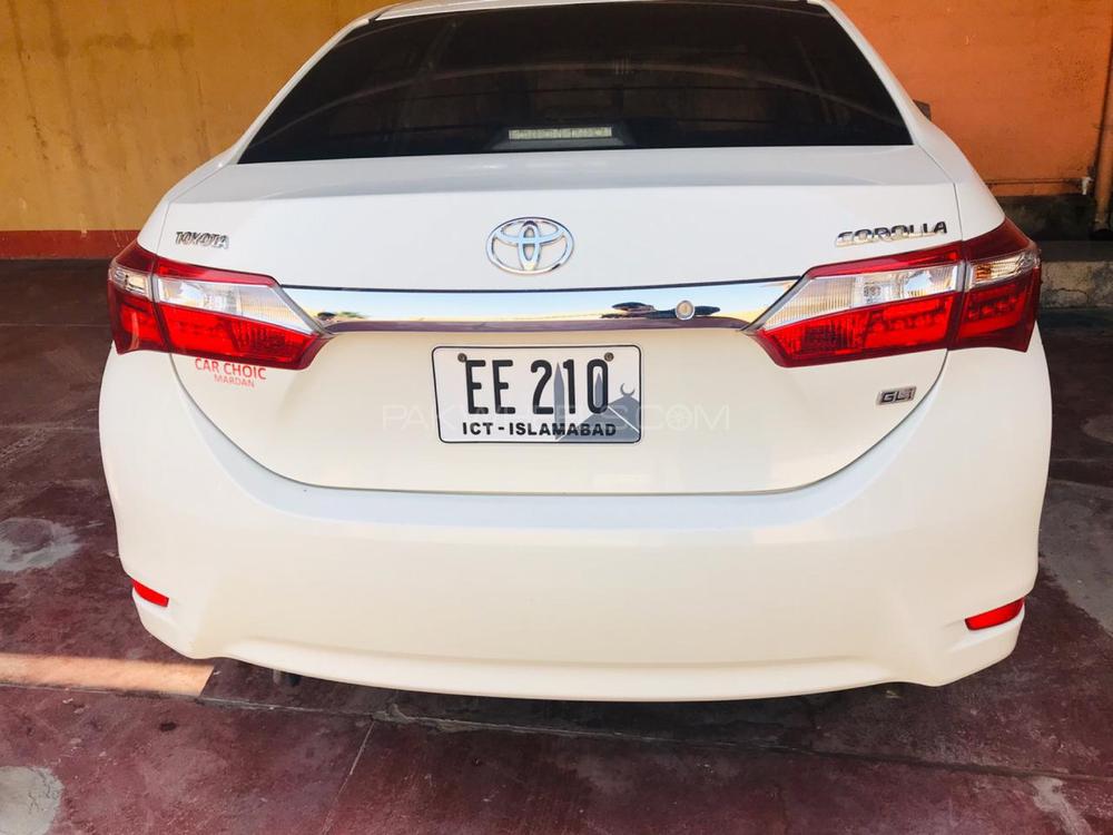 Toyota Corolla 2015 for Sale in Mardan Image-1