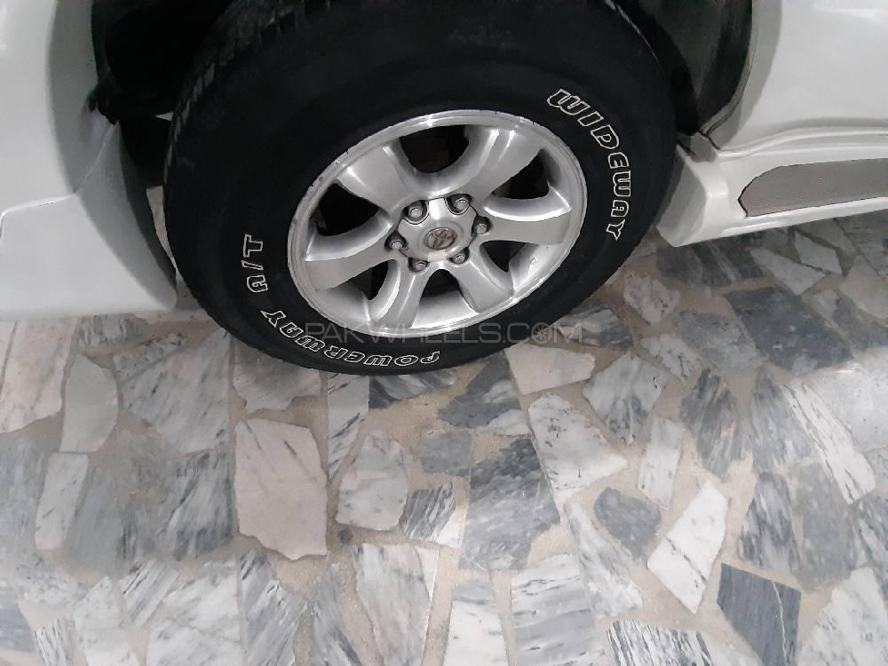 ٹویوٹا پراڈو 2004 for Sale in پشاور ٹویوٹا پراڈو 2004 for Sale in پشاور Image-10