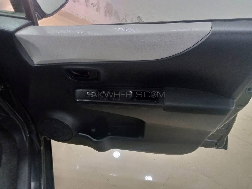 ٹویوٹا ویٹز 2013 for Sale in لاہور ٹویوٹا ویٹز 2013 for Sale in لاہور Image-5