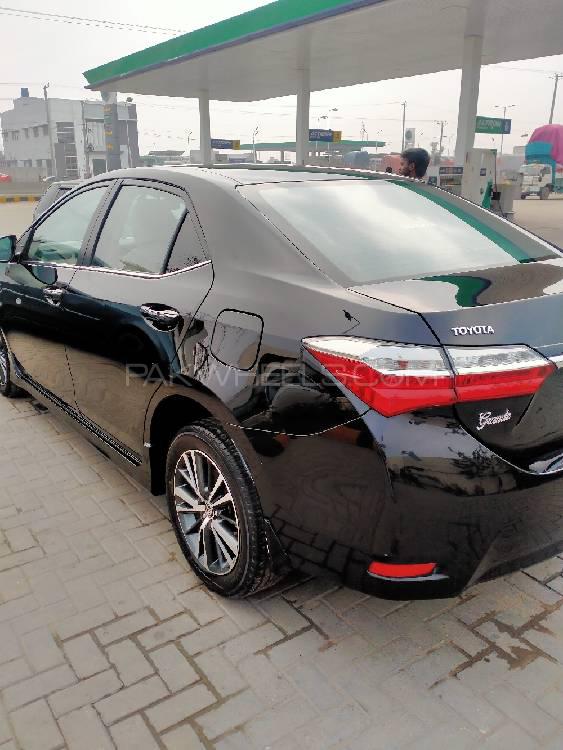ٹویوٹا کرولا 2018 for Sale in گجرانوالہ ٹویوٹا کرولا 2018 for Sale in گجرانوالہ Image-9