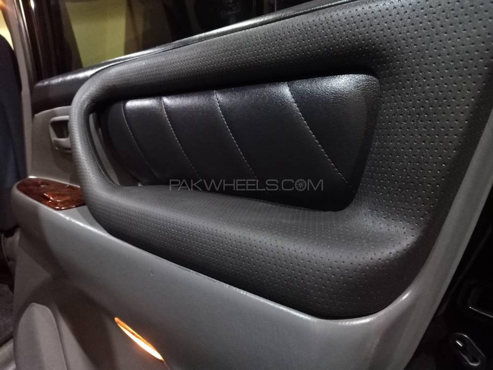 Toyota Land Cruiser 1999 for Sale in Lahore Toyota Land Cruiser 1999 for Sale in Lahore Image-11