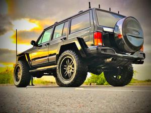 Jeep Cherokee - 1996