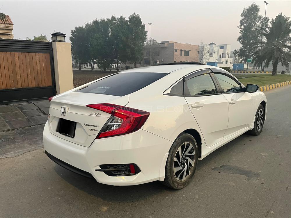 Honda Civic 2019 for Sale in Sialkot Honda Civic 2019 for Sale in Sialkot Image-4