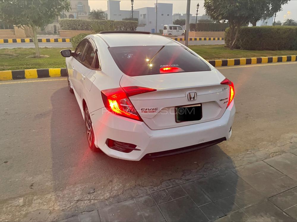 Honda Civic 2019 for Sale in Sialkot Honda Civic 2019 for Sale in Sialkot Image-6