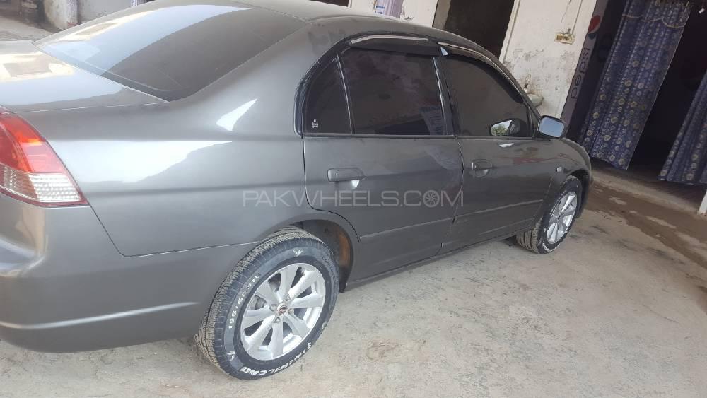 Honda Civic 2001 for Sale in Attock Honda Civic 2001 for Sale in Attock Image-4